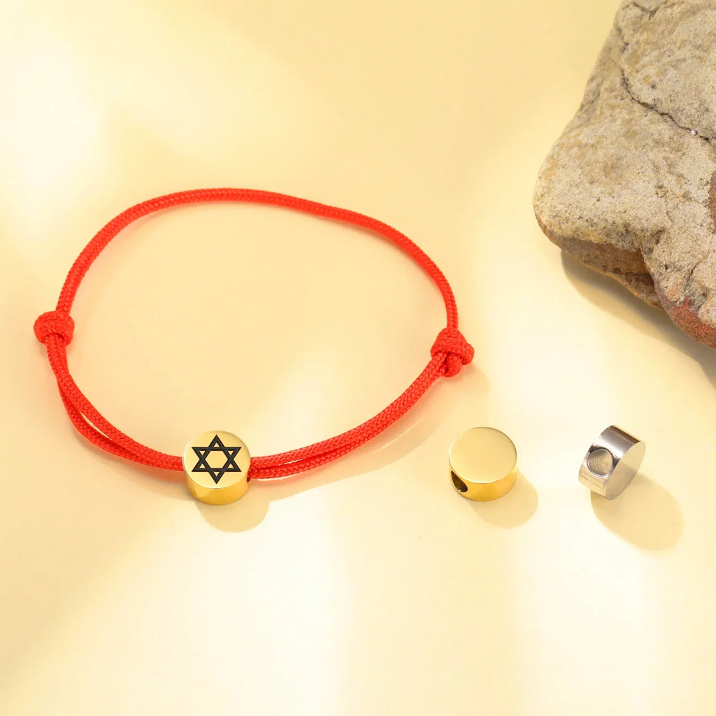 Rope bracelet with the Jewish symbol, the Star of David in red and gold