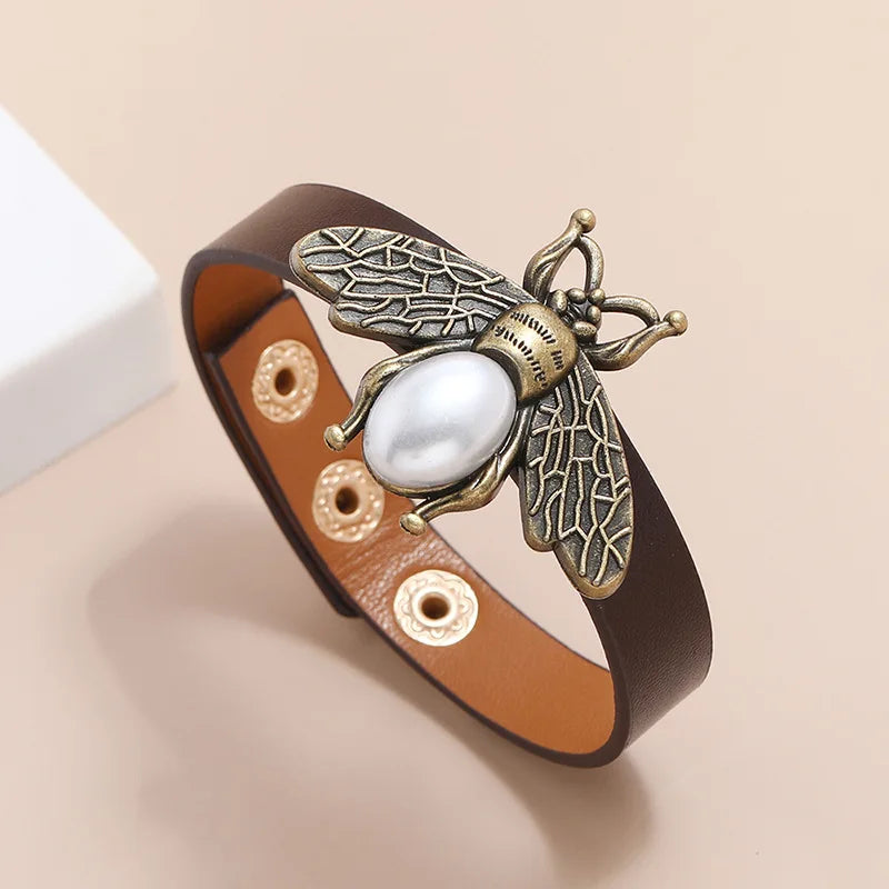 Women's bee bracelet