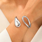 Elegant Curb Chain Bracelet with Silver Water Drop