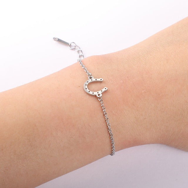 Bracelet / Horseshoe Lucky Horseshoe Charm Silver