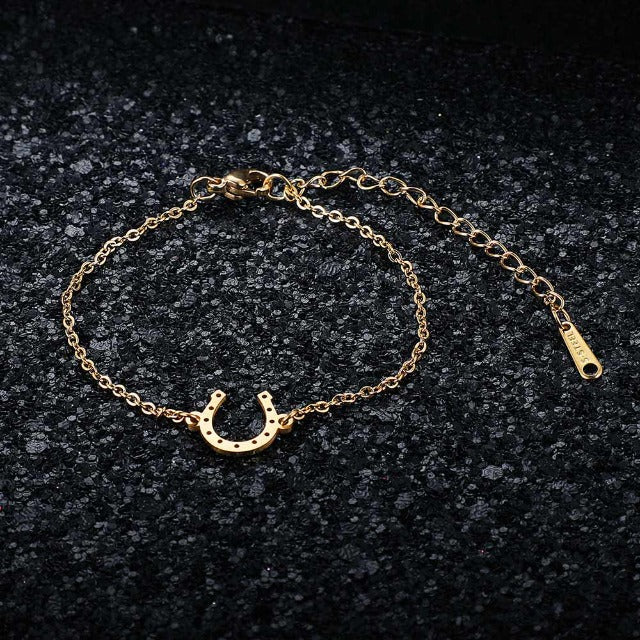 Bracelet / Horseshoe Lucky Horseshoe Charm Gold