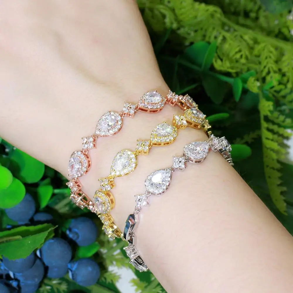 Water Drop Bracelet in Gold Zircon