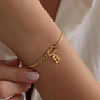 Initial and knot letter bracelet