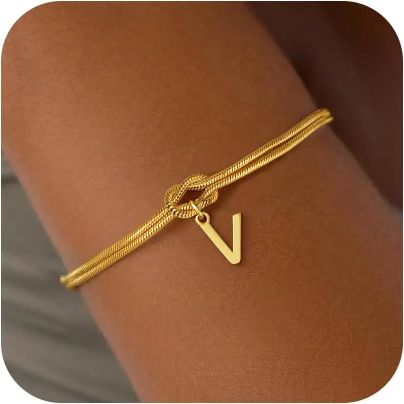 Initial and knot letter bracelet