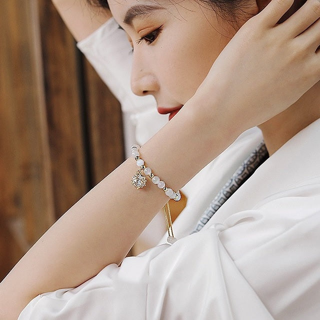 Fancy pearl bracelet