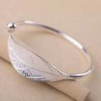 Retro Laurel Flower Bracelet