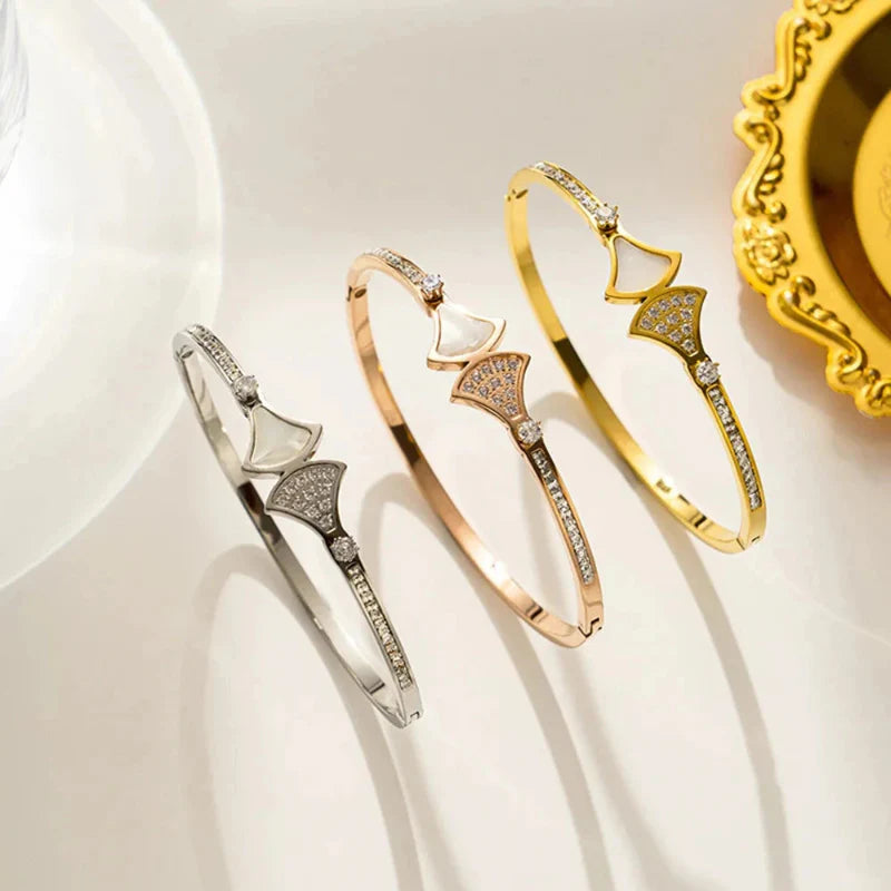 Ethnic Shell Scallop Silver Bracelet
