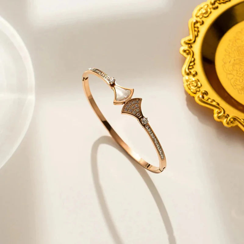 Ethnic Shell Scallop Rose Gold Bracelet