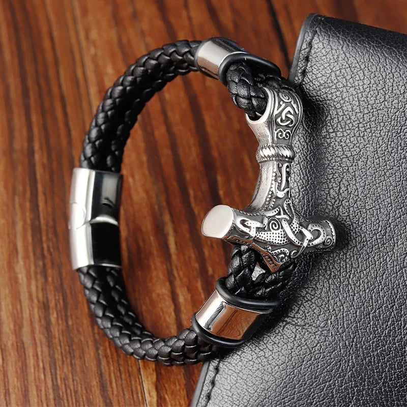Black twisted anchor bracelet