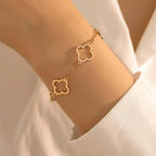 Set of 2 Bracelets with Gold 4-Leaf Clovers