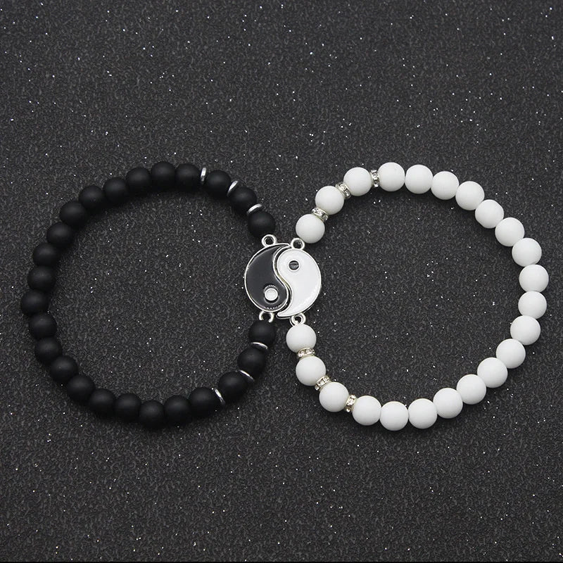 Yin Yang Separable Gourmette Bracelets for Couples in Black and White Natural Stones