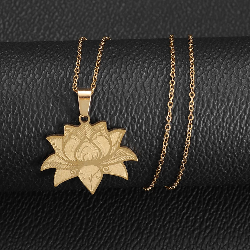 Gold Lotus Flower Chain & Medallion