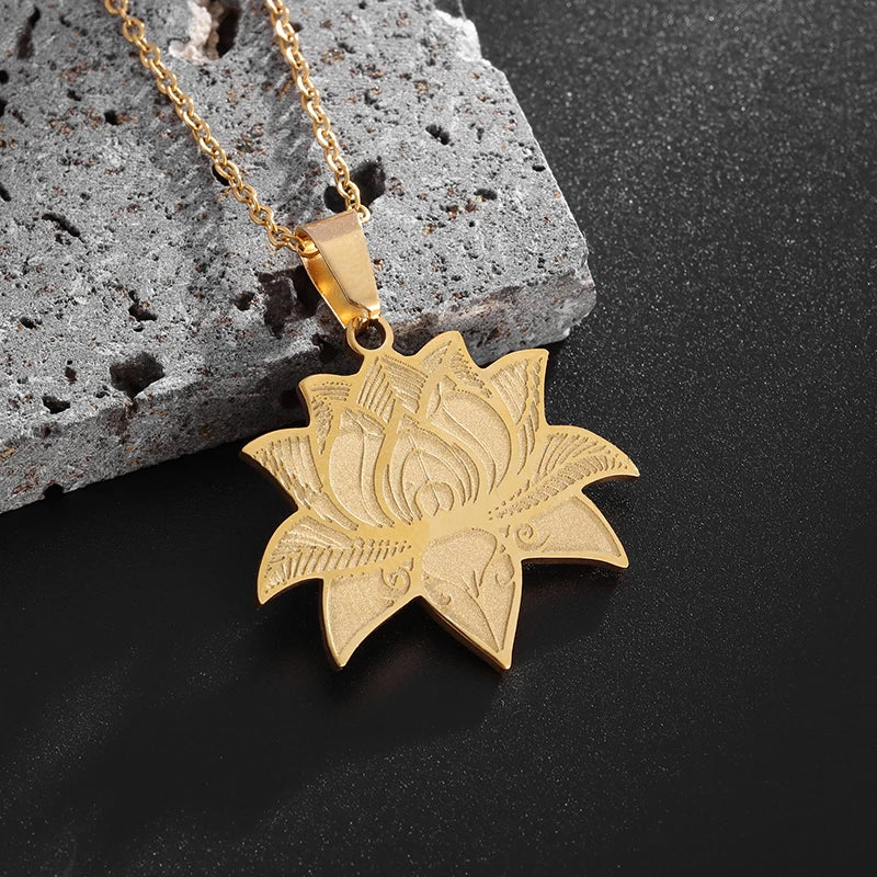 Gold Lotus Flower Chain & Medallion