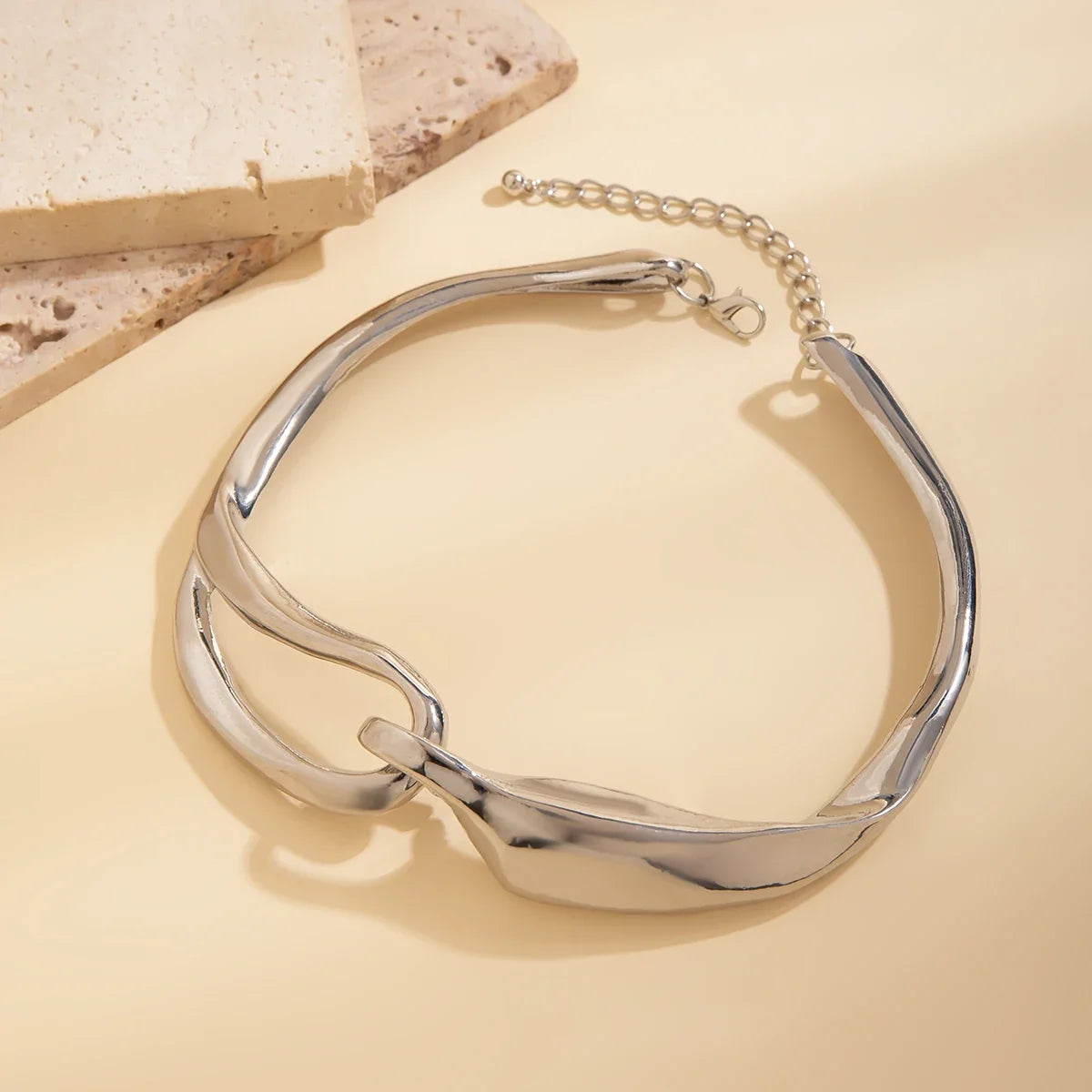 Bold geometric-textured necklace