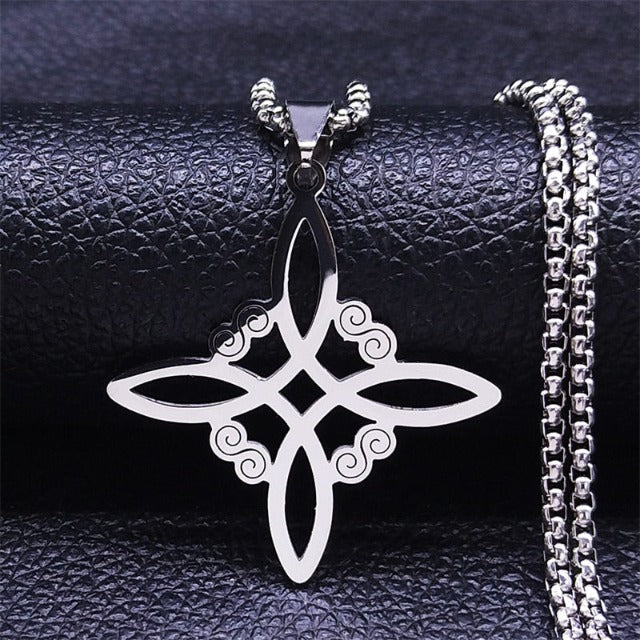 Protection Amulet Necklace Witch's Knot silver