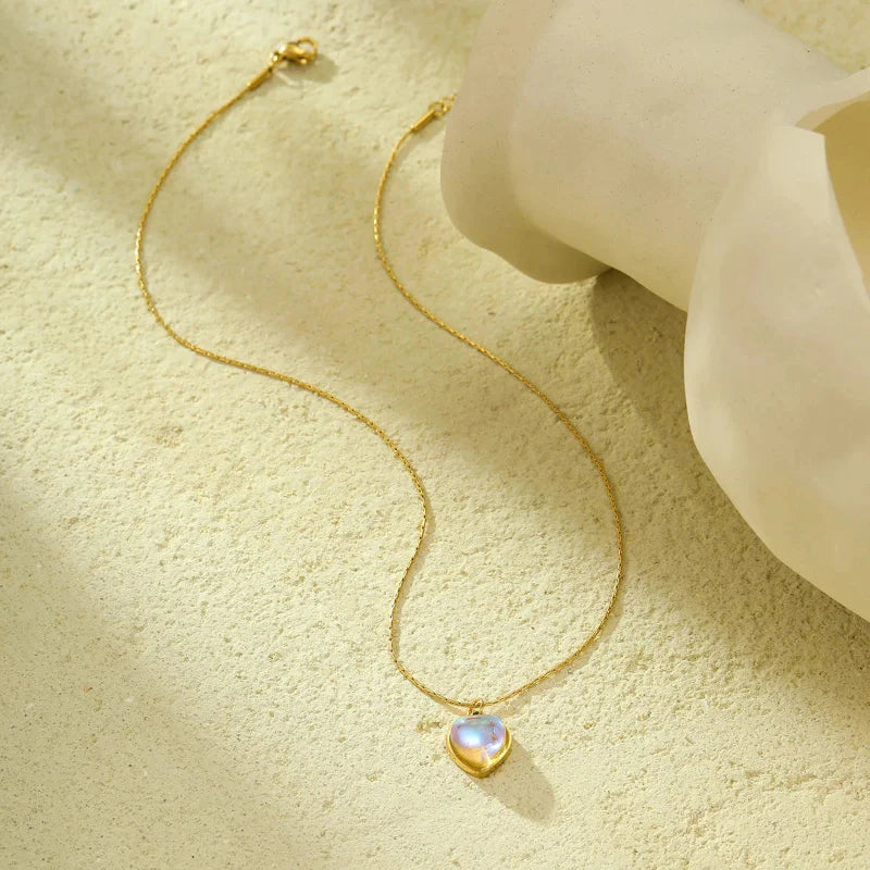 Necklace with Pretty Heart-Shaped Moonstone Pendant