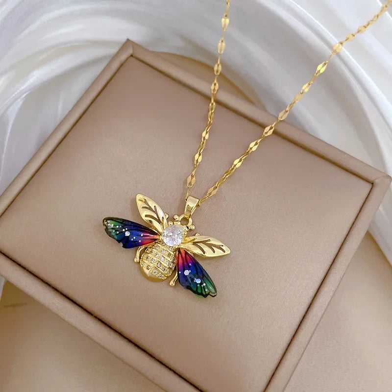 Necklace with bee pendant