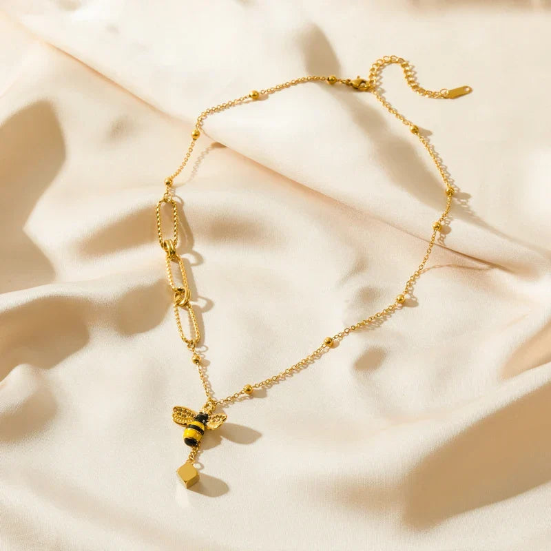 Women's necklace with a cute bee pendant