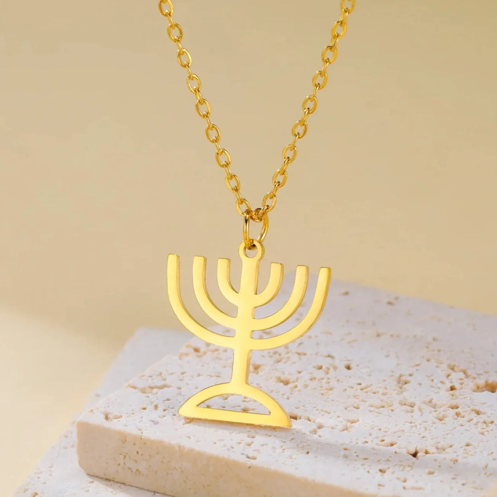 Necklace with pendant of the Jewish identity symbol Menorah gold