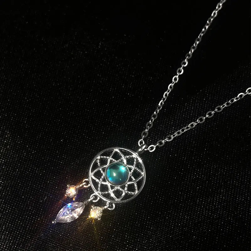 Necklace with Elegant Moonstone Pendant