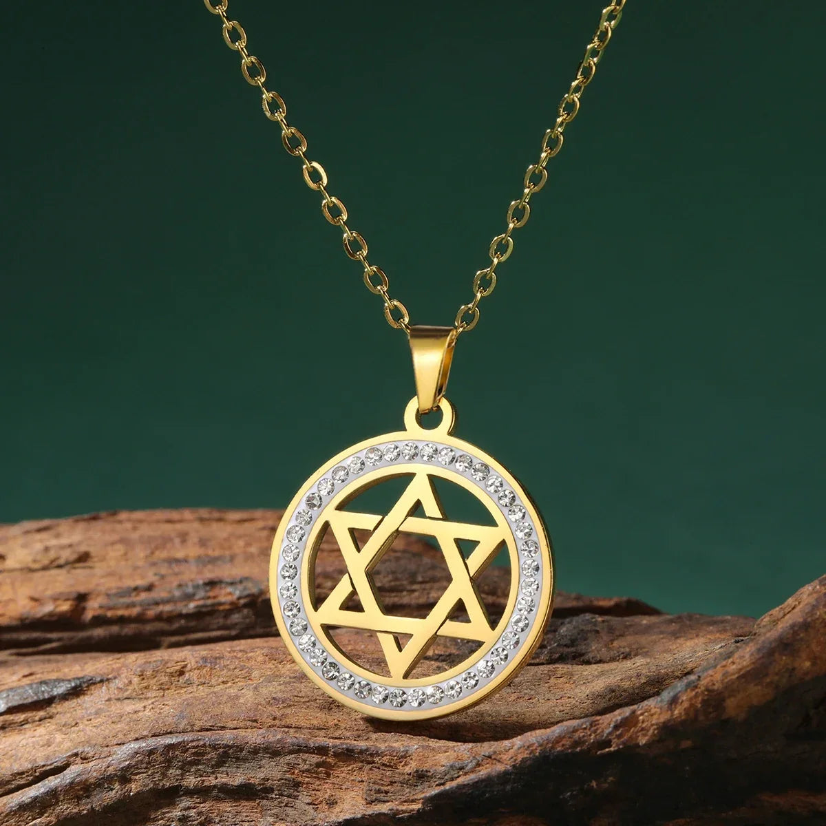 Necklace with round pendant featuring the Jewish symbol, Star of David, gold