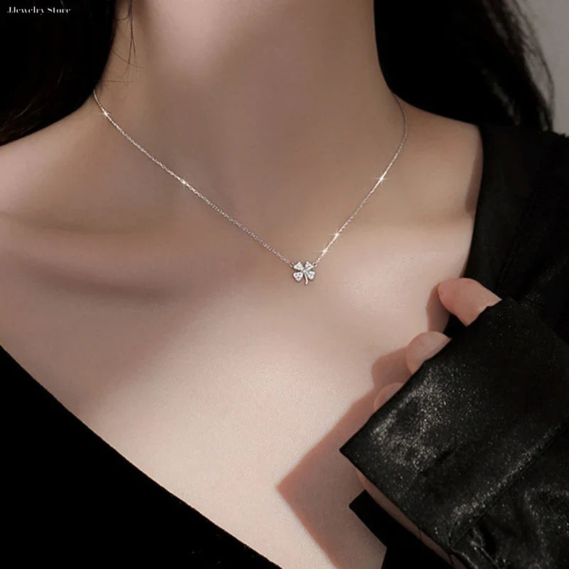Necklace with Four-Leaf Clover Lucky Charm Pendant for Women