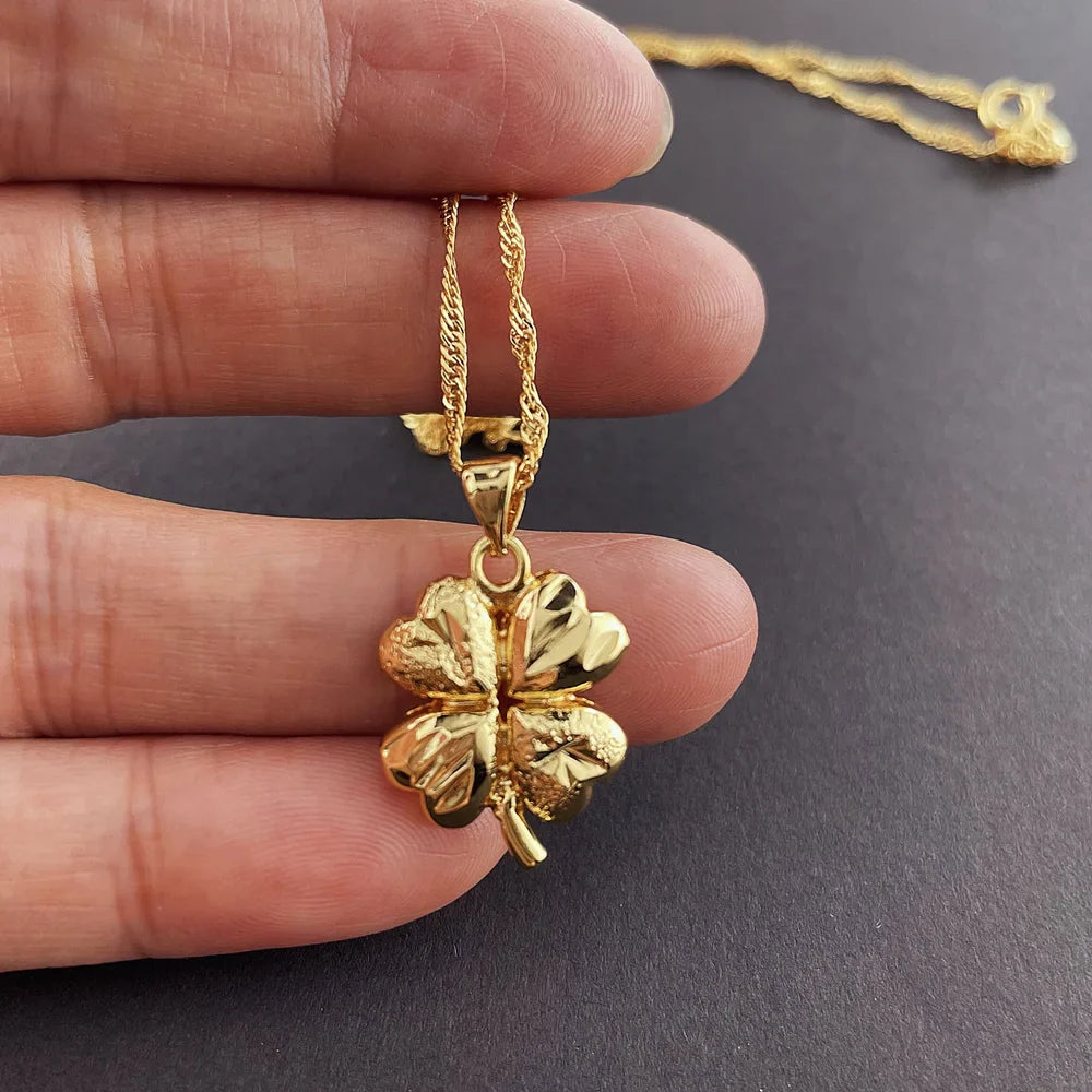 Necklace with Four-Leaf Clover Pendant for Women
