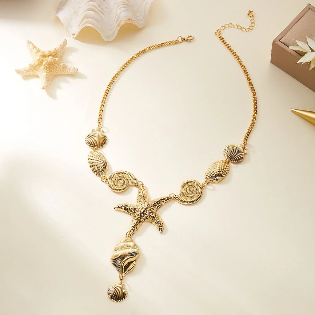 Y-necklace with shell and starfish