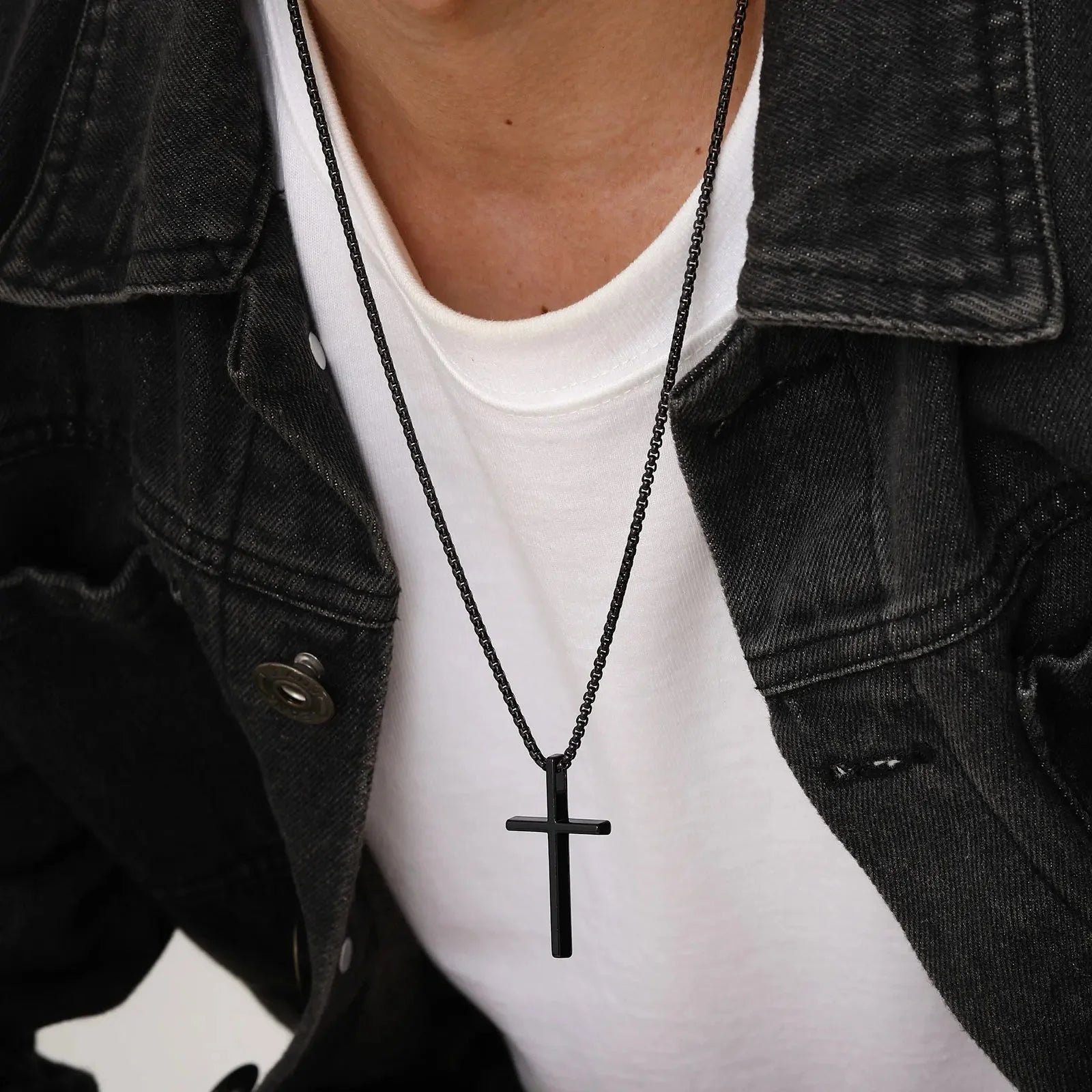 Men's Necklace & Pendant Black Cross