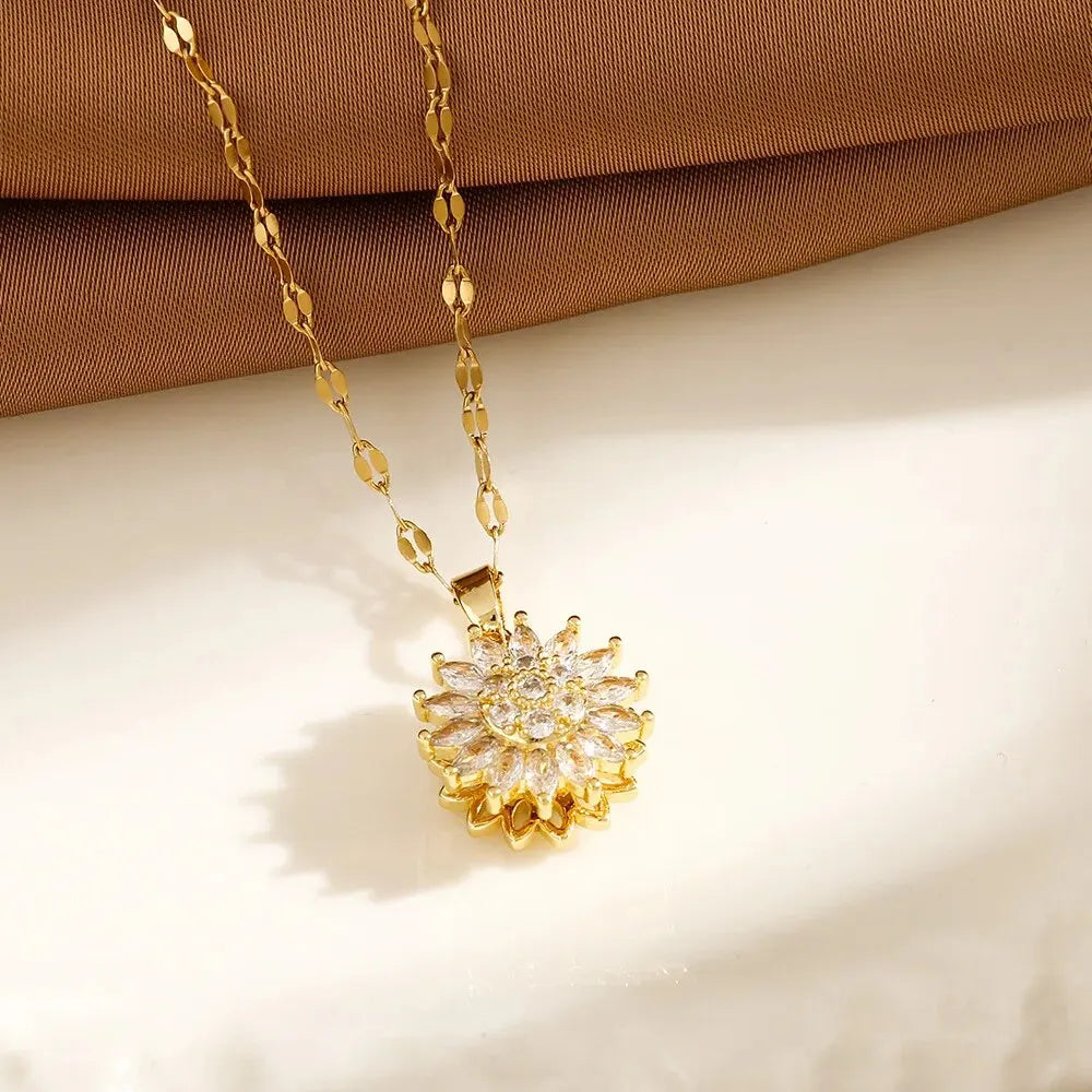 Pendant Necklace with Zircon Flower b