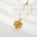 Pendant Necklace with Pretty Spinning Flower Anti-Stress