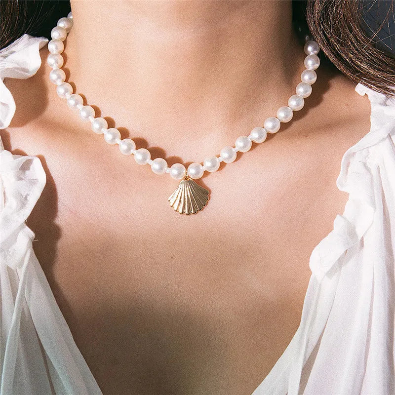 Shell Pendant Necklace Scallop Shell with White Pearls