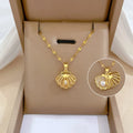 Seashell Pendant Necklace Scallop Shell and Pearl 2