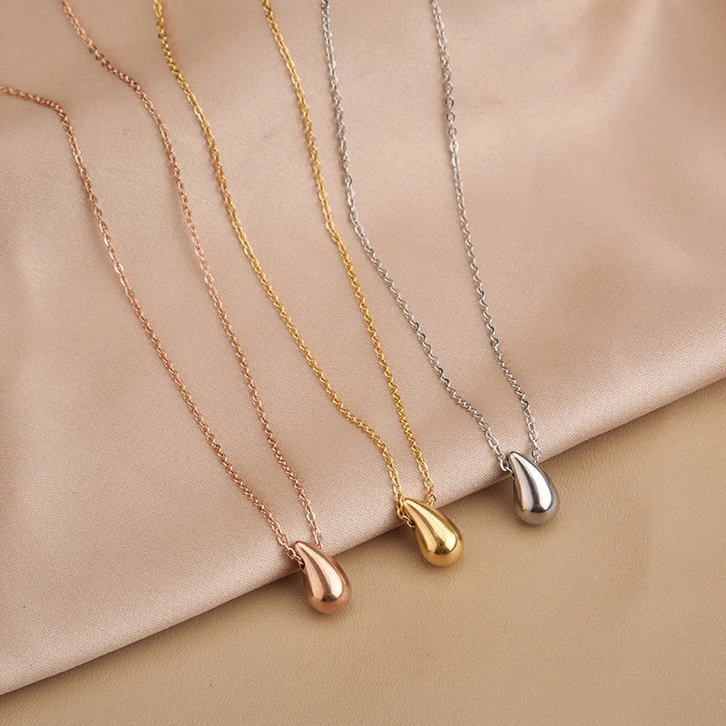 Fine Necklace Pendant Water Drop gold