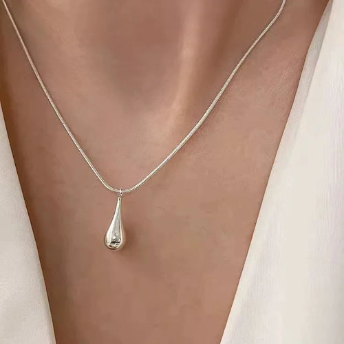 Silver Plated Fine Water Drop Pendant Necklace