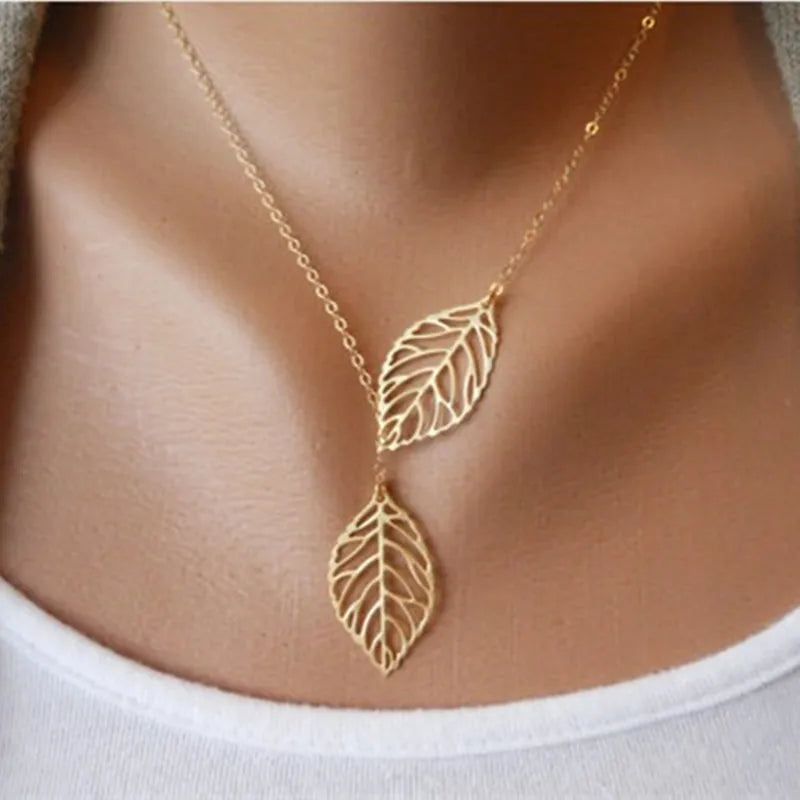 Autumn Leaves Pendant Necklace gold