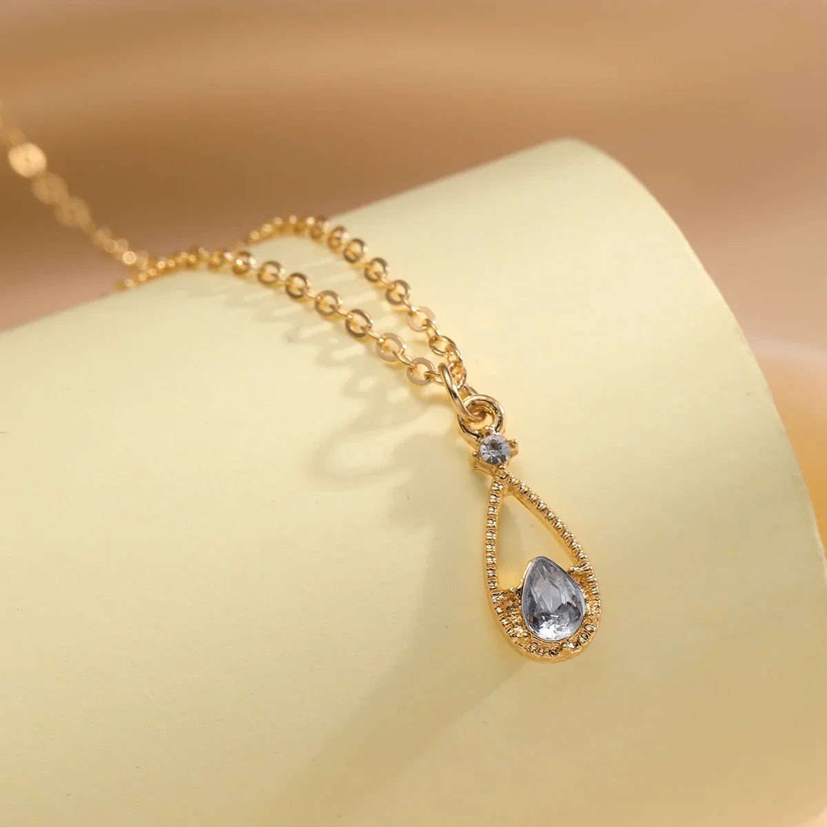Fine Water Drop and Gold Pearl Pendant Necklace