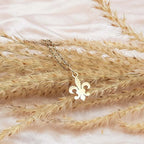 Men's and Women's Fleur de Lys Necklace & Pendant silver