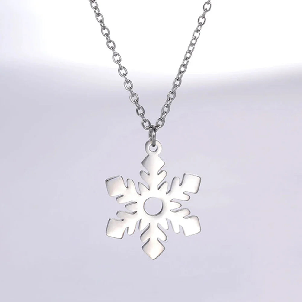 Silver Snowflake Pendant Necklace