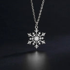 Winter Snowflake Pendant Necklace silver