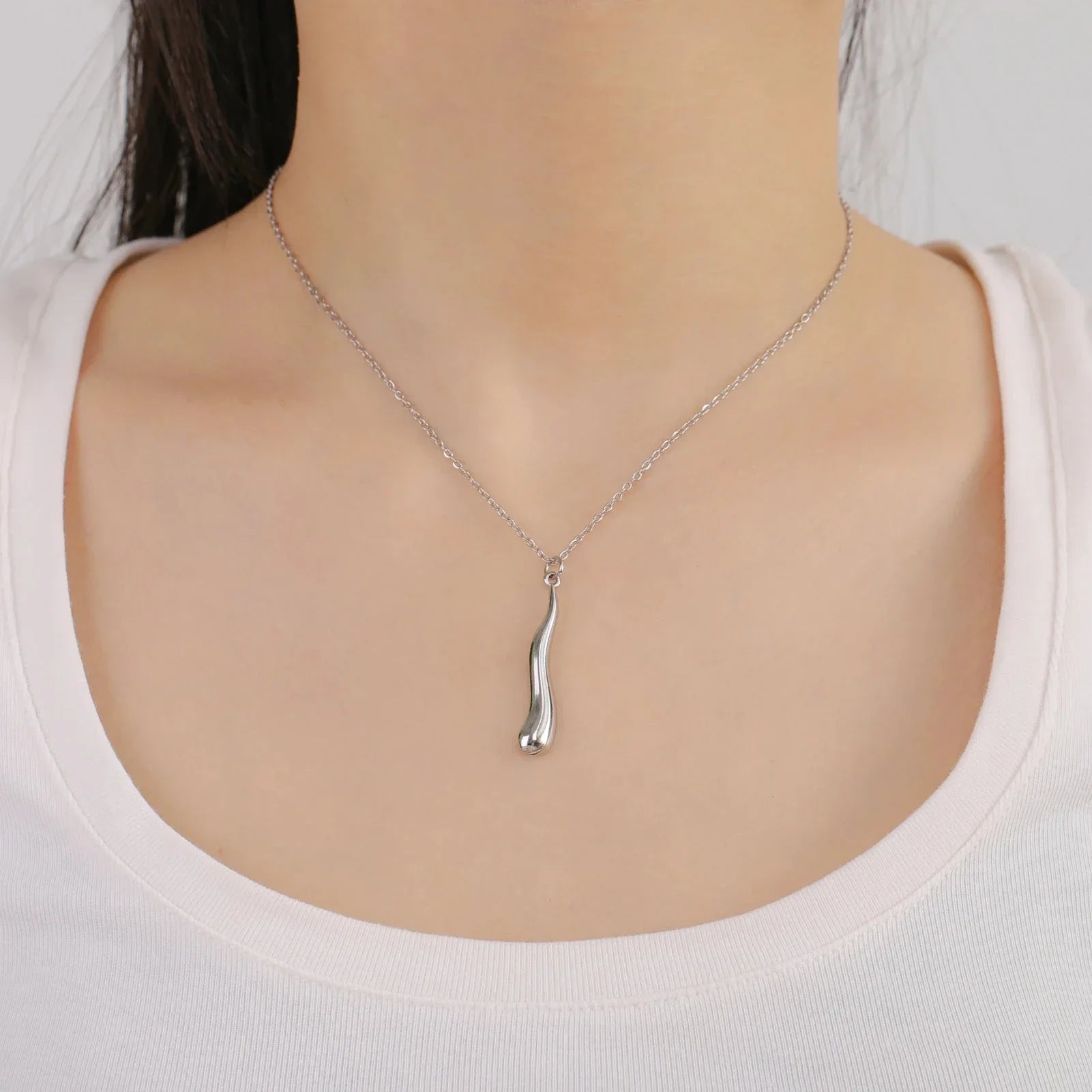 Asymmetric Water Drop Pendant Necklace silver
