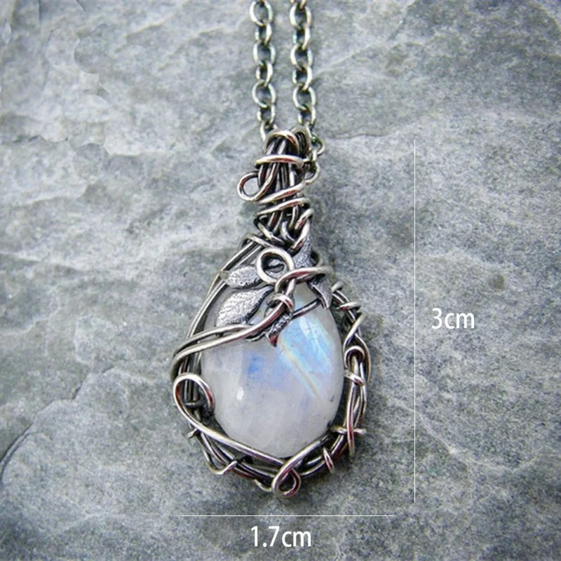 Vintage Moonstone Pendant Necklace b