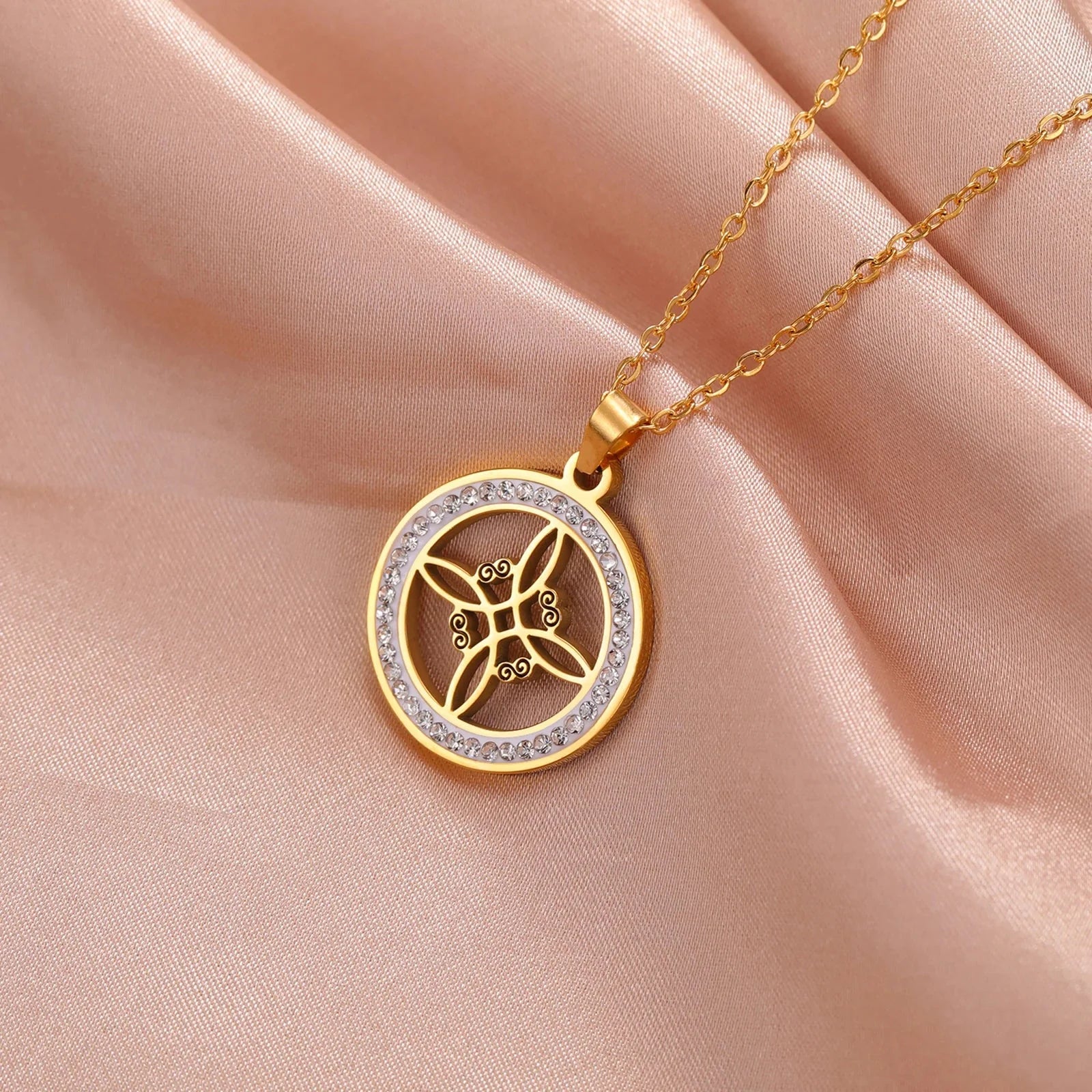Wiccan Pendant Necklace Witch's Knot Protective Amulet gold