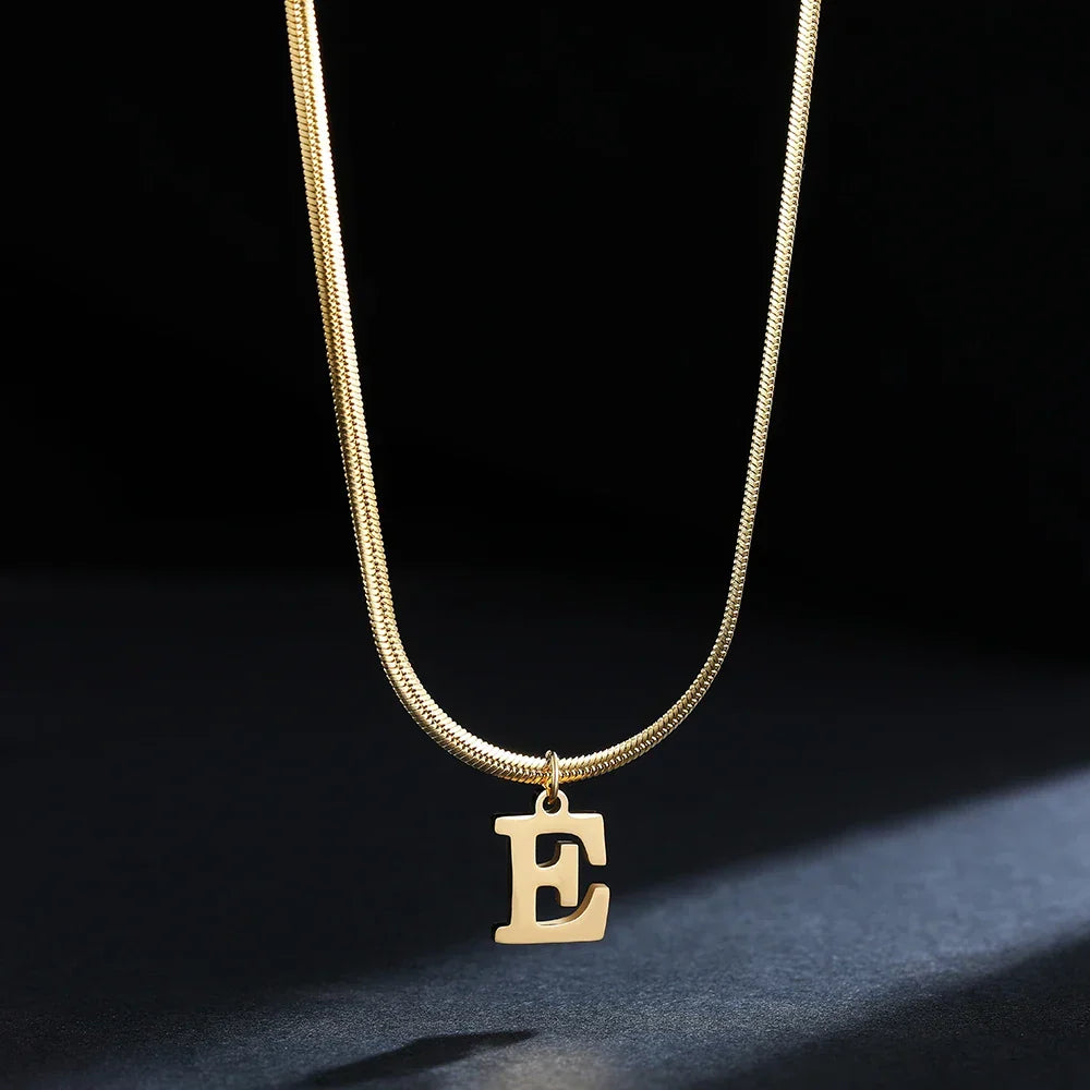 Women’s choker necklace with initial pendant e