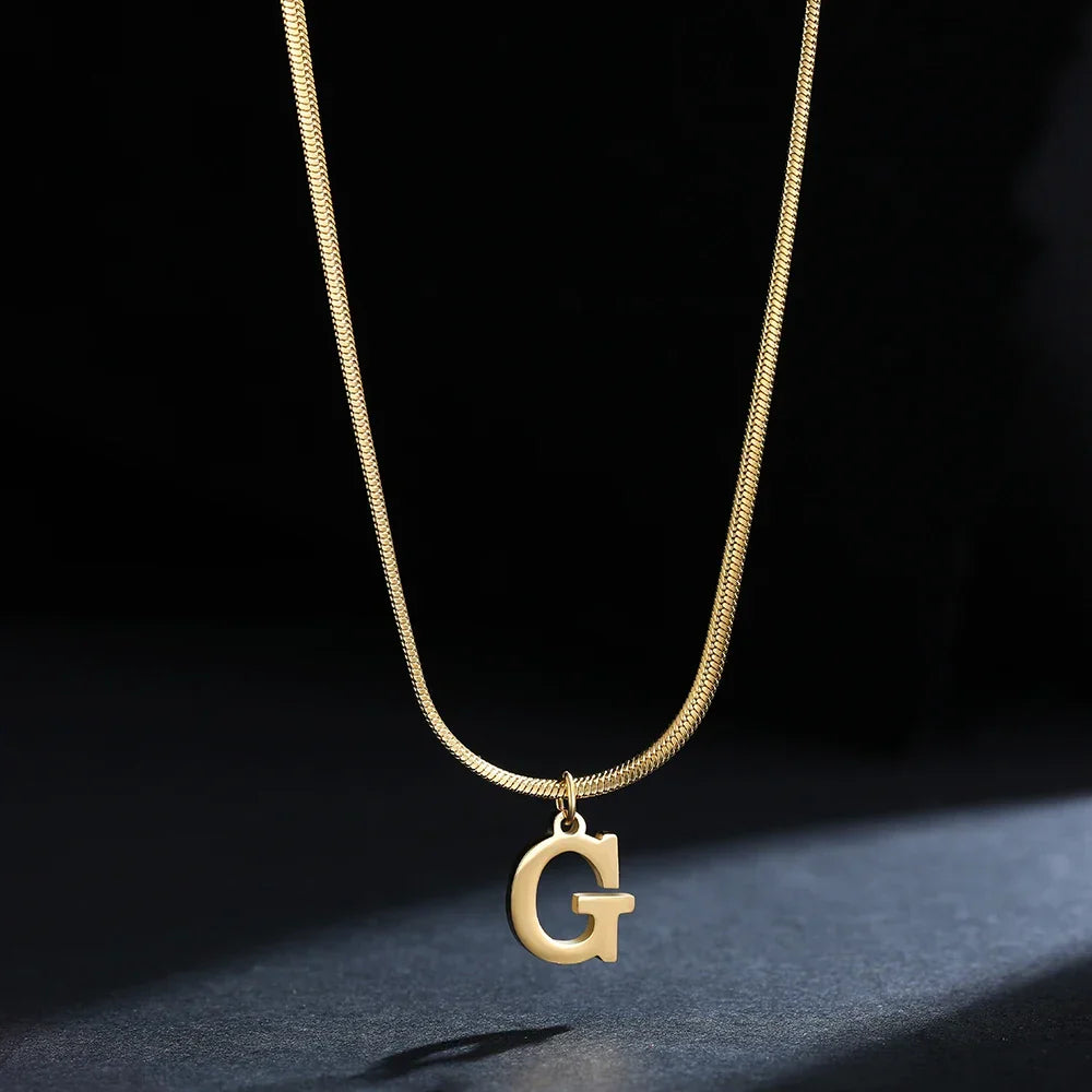 Women’s choker necklace with initial pendant g