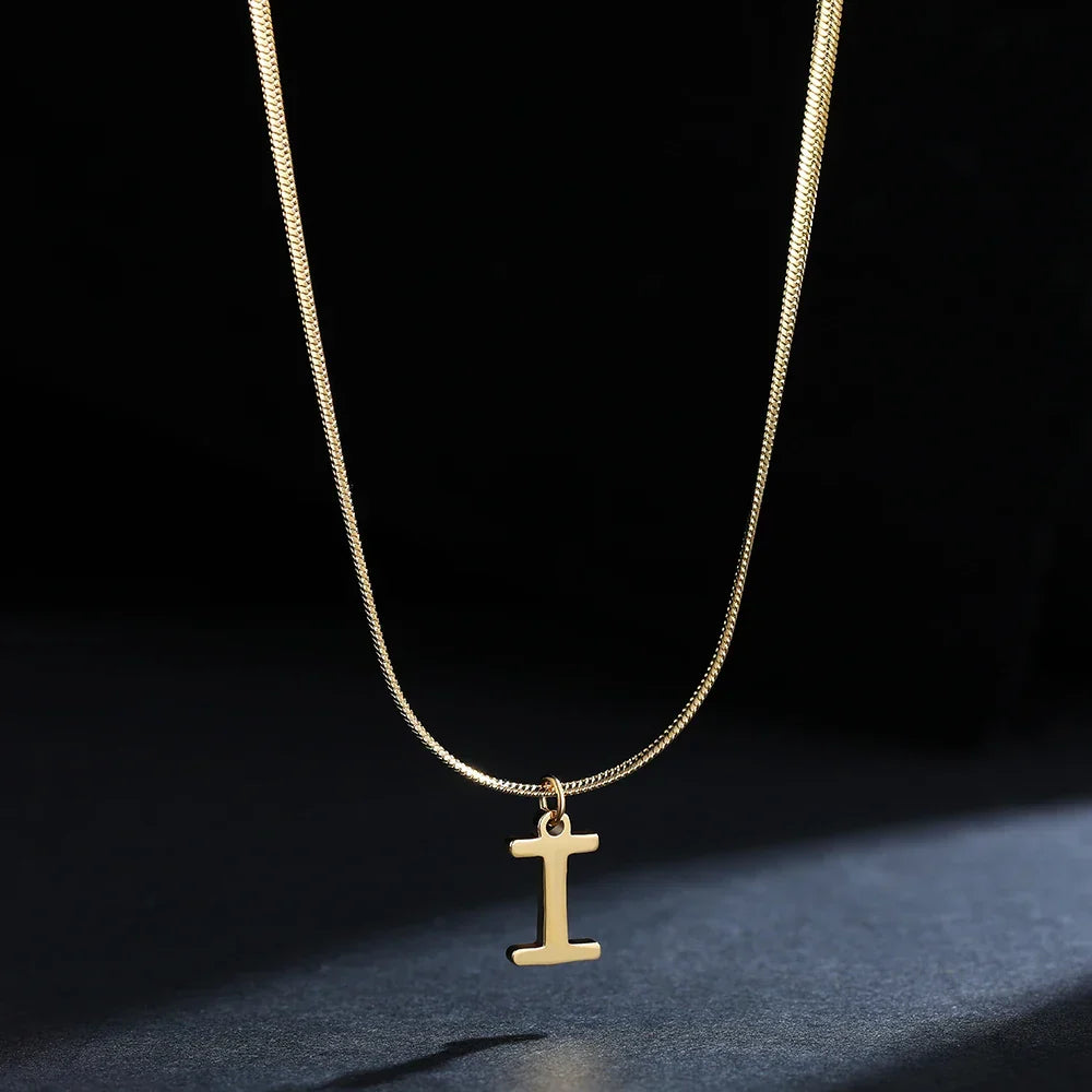 Women’s choker necklace with initial pendant i