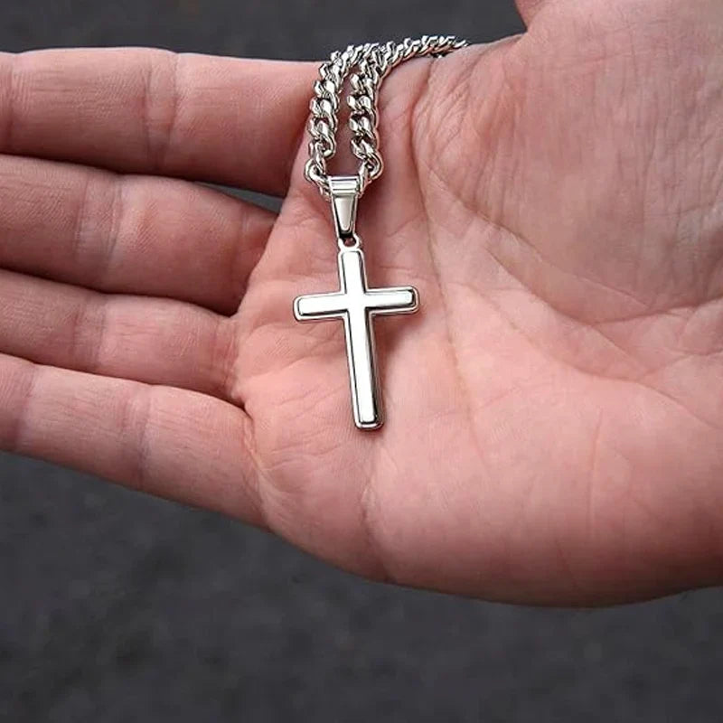 Men's necklace with a cross-shaped pendant