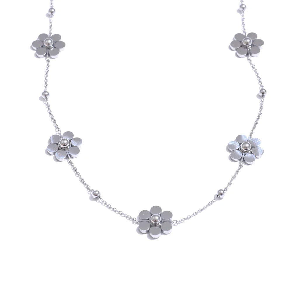 Choker Necklace Pendant with Silver Flowers