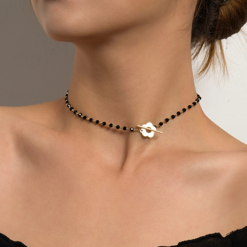 Black and gold Flower Pendant Choker Necklace