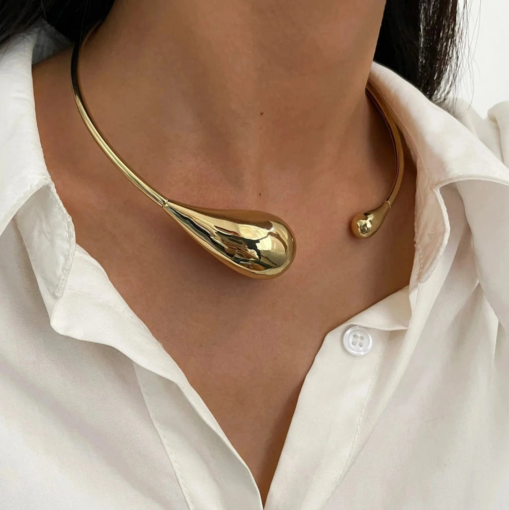 Gold Water Drop Pendant Choker Necklace